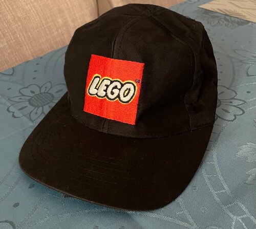 Περισσότερες πληροφορίες για "Lego καπέλο (Original)"