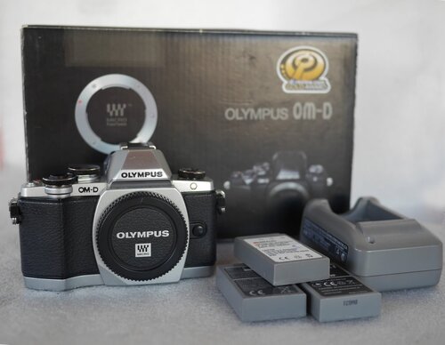 Περισσότερες πληροφορίες για "Olympus OM-D E-m10 Mark I (με πρόβλημα)"