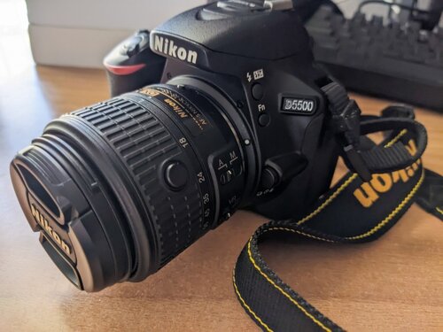 Περισσότερες πληροφορίες για "Nikon DSLR D5500 kit 18-55mm VR II"