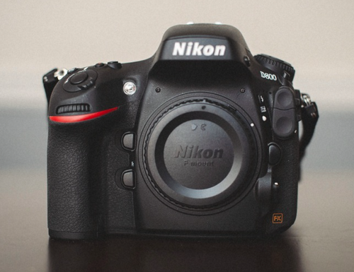 Περισσότερες πληροφορίες για "Nikon D800 - 25.000 κλικ 750€"