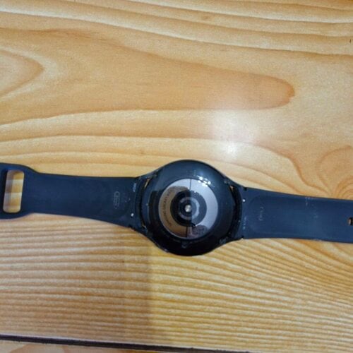 Περισσότερες πληροφορίες για "Samsung Galaxy Watch 4 44mm (44mm/Μαύρο/Αλουμίνιο)"