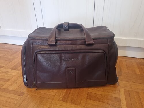 Περισσότερες πληροφορίες για "Piquadro δερμάτινη τσάντα σακιδιο  backpack duffel bag"