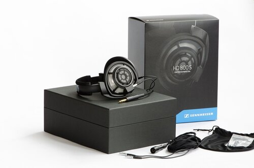 Περισσότερες πληροφορίες για "Sennheiser HD 800 S (Μαύρο/Ενσύρματα) & Rupert Neve Designs RNHP Precision Headphone Amplifier"