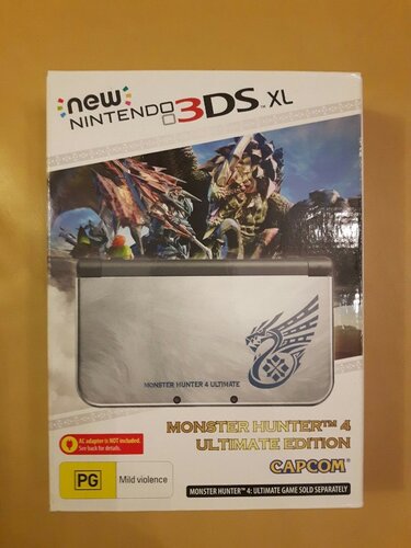 Nintendo New 3DS XL + Monster Hunter 4 Ultimate