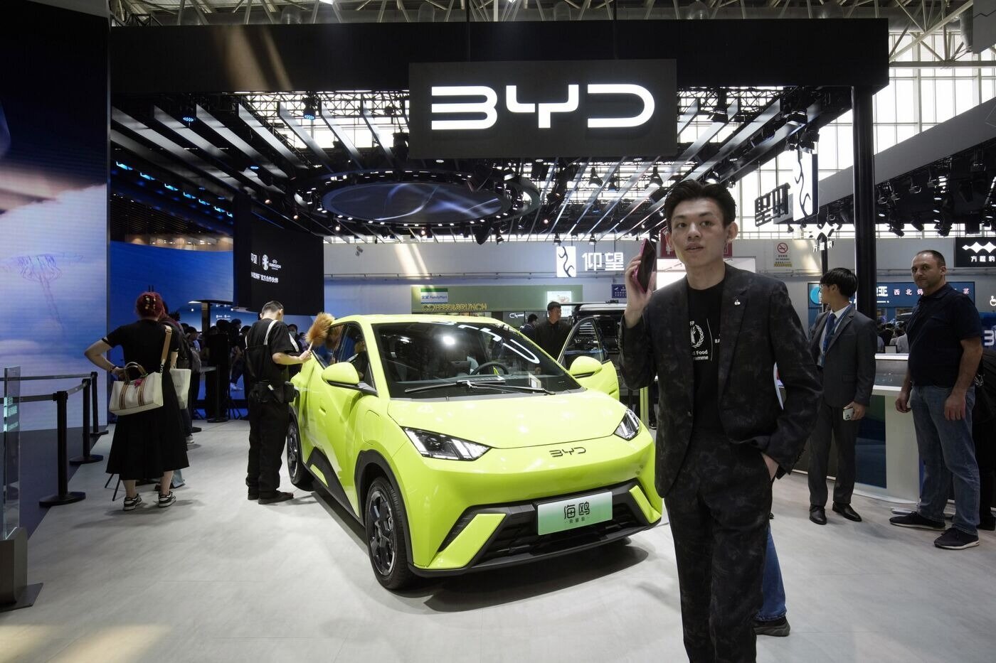 To ηλεκτρικό αυτοκίνητο της BYD των 10.000 δολαρίων απειλεί τις ευρωπαϊκές αυτοκινητοβιομηχανίες