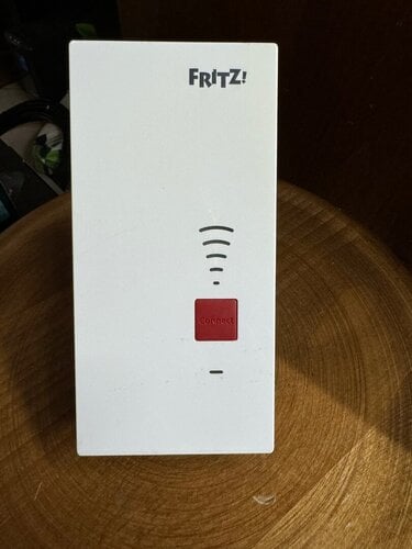 AVM Fritz!Repeater 2400 Mesh WiFi Extender Dual Band (2.4 & 5GHz) 2400Mbps