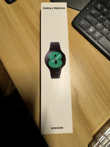 Περισσότερες πληροφορίες για "Samsung Galaxy Watch 4 40mm (40mm/Μαύρο/Αλουμίνιο)"