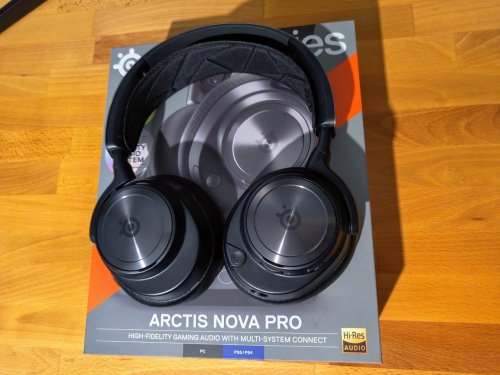 Περισσότερες πληροφορίες για "Steelseries Arctis Nova Pro (Μαύρο/Ενσύρματα)"