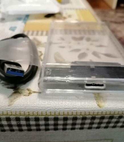 Περισσότερες πληροφορίες για "Θήκη sata σε usb3 για δίσκους SSD και HDD"