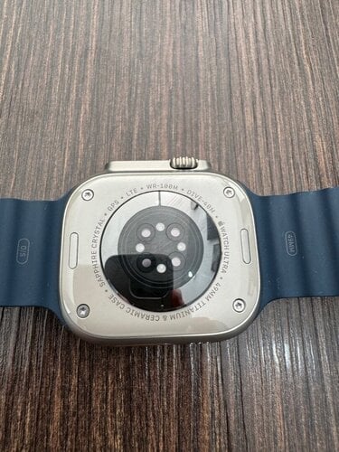 Apple Watch Ultra 2 (49mm/LTE/Τιτάνιο/Τιτάνιο)