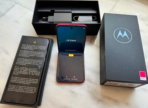Περισσότερες πληροφορίες για "Motorola RAZR 40 ULTRA VIVA MAGENTA (Βαθυπόρφυρος/256 GB) , Αχρησιμοποίητο"