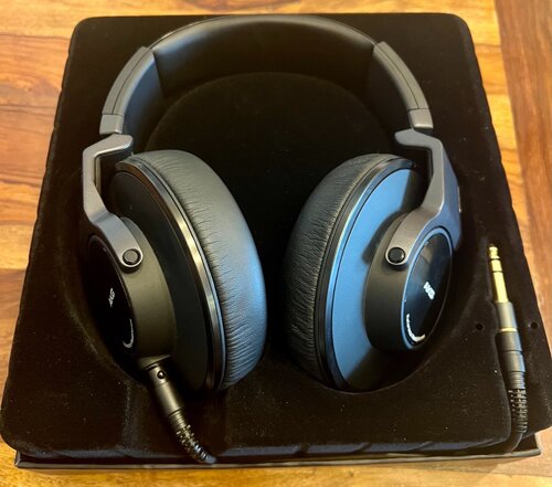 Ακουστικά AKG K550 mkIII + επιπλέον καλώδιο 5μ AKG EK 500 S