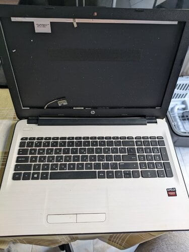 Περισσότερες πληροφορίες για "HP - 15-ba030nv laptop για ανταλλακτικά"