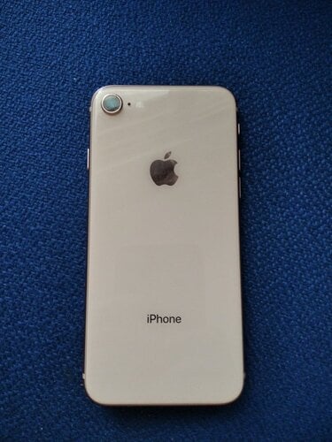 Περισσότερες πληροφορίες για "Apple iPhone 8 (Ασημί/64 GB)"