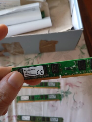 Περισσότερες πληροφορίες για "Kingston Memory 16GB DDR3 1600MHz"