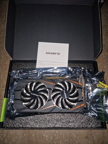 Περισσότερες πληροφορίες για "Gigabyte GTX 1060 WINDFORCE OC 3G"