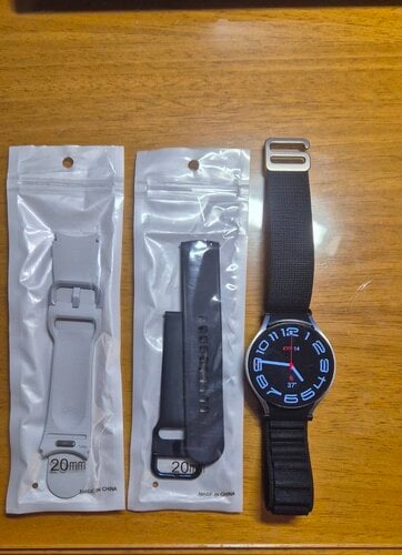 Περισσότερες πληροφορίες για "Samsung watch 6 44 mm Silver"
