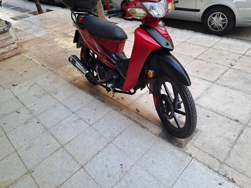 Περισσότερες πληροφορίες για "Kymco Straight 150"