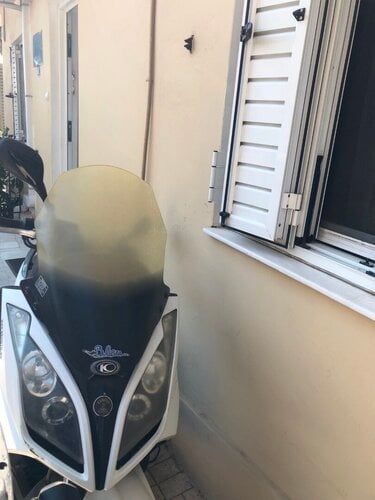 Περισσότερες πληροφορίες για "Kymco Downtown 300cc"