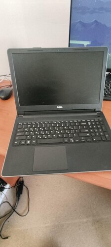 Περισσότερες πληροφορίες για "Dell Vostro 15"