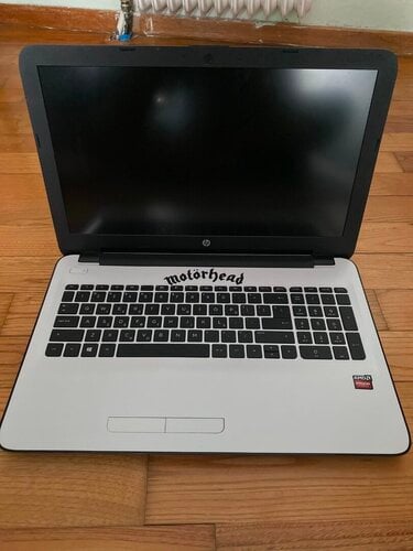 Περισσότερες πληροφορίες για "Laptop HP model 15-ba030nv"