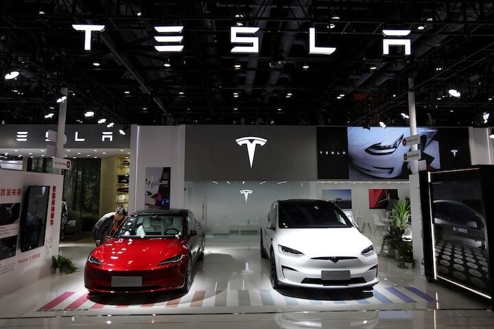 Περισσότερες πληροφορίες για "Πτώση για δεύτερο συνεχόμενο τρίμηνο αναμένεται να καταγράψουν οι παραδόσεις της Tesla"