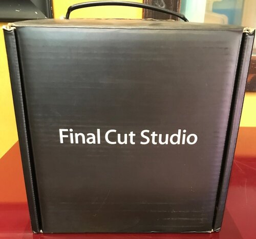 Περισσότερες πληροφορίες για "Apple Final Cut Studio, Κουτί με Manuals & Δισκάκια"