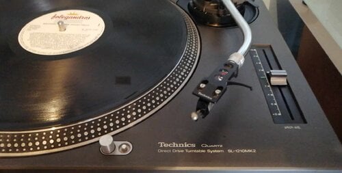 Περισσότερες πληροφορίες για "TECHNICS SL-1210 Mk2"