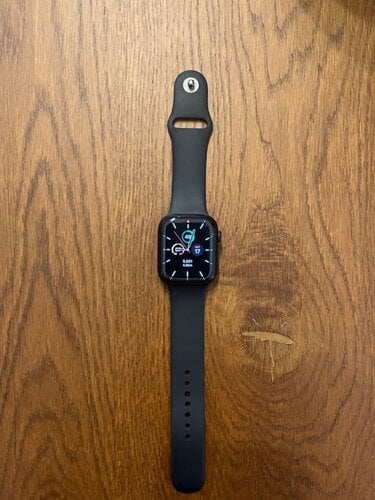 Περισσότερες πληροφορίες για "Apple Watch Series 9 Aluminium 45mm Αδιάβροχο με Παλμογράφο (Midnight με Midnight Sport Band (M/L))"