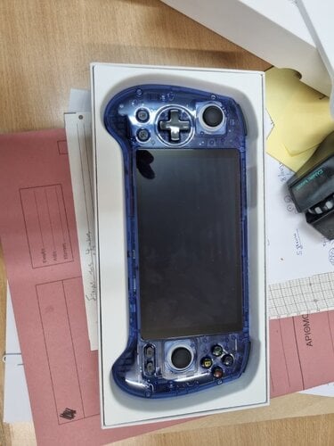 Περισσότερες πληροφορίες για "Anbernic Rg556 transparent blue 128gb handheld console , oled panel"