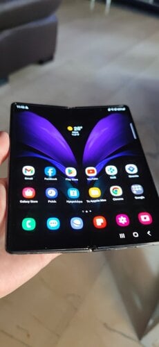 Περισσότερες πληροφορίες για "Samsung galaxy fold 2 256 giga"