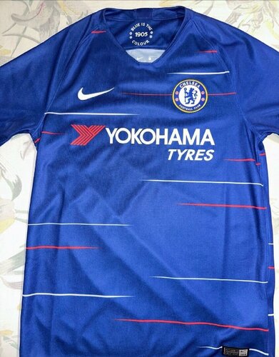 Περισσότερες πληροφορίες για "Φανέλα Chelsea size: small"