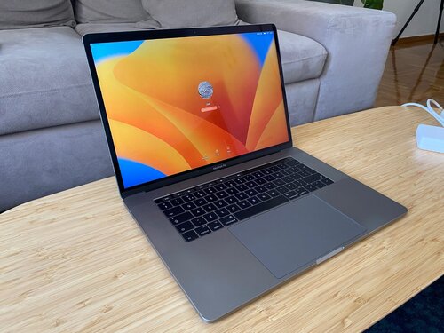 Περισσότερες πληροφορίες για "Apple MacBook Pro 15.4” late 2017 with Touch Bar (Space Grey)"