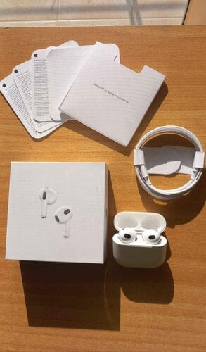 Περισσότερες πληροφορίες για "Apple AirPods (3rd generation) (Άσπρο)"