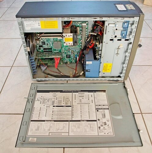 Περισσότερες πληροφορίες για "Server HP Proliant ML150 Generation 5 with Windows 2008 R2 Standard"