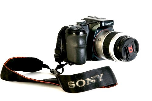 Περισσότερες πληροφορίες για "SONY a100 _ Φακοί"