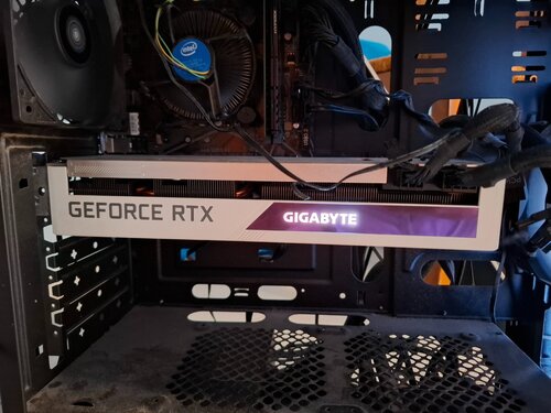 Περισσότερες πληροφορίες για "Gigabyte RTX 3070 Vision OC"