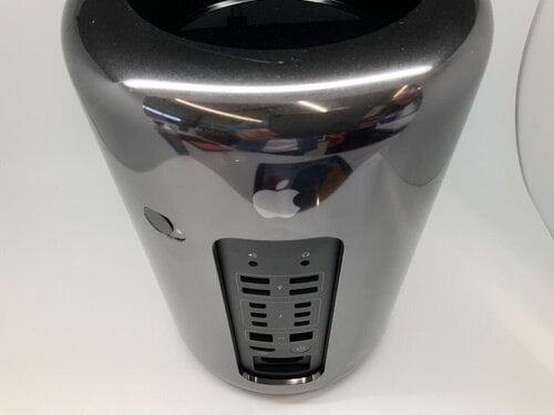 Περισσότερες πληροφορίες για "Mac Pro late 2013, Intel Xeon E5 Quad-Core 3.7GHz, 12GB Ram, 256GB SSD, Dual Amd FirePro D300 2GB"