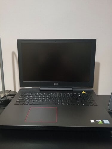 Περισσότερες πληροφορίες για "Dell g5 Intel i78 Ram 16gb GTX 1060 UHD"