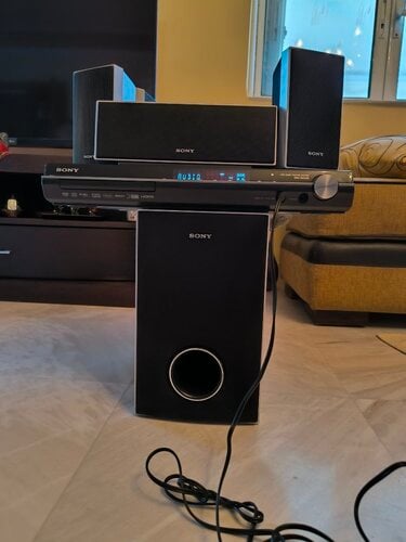 Περισσότερες πληροφορίες για "Home Cinema SONY DAV-DZ230 850W"