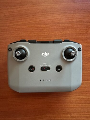 Περισσότερες πληροφορίες για "DJI RC-N1 συμβατό με smartphone."