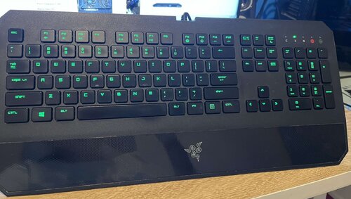 Περισσότερες πληροφορίες για "Razer Deathstalker"