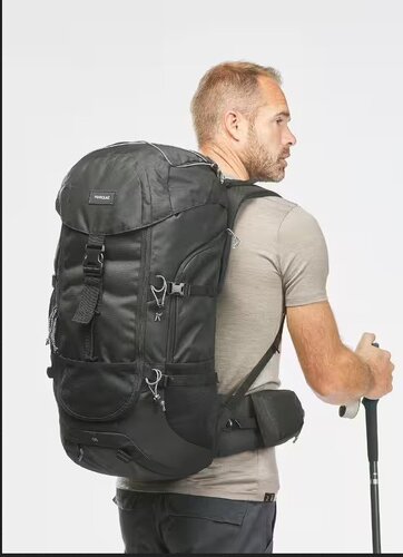 Περισσότερες πληροφορίες για "FORCLAZ Travel backpack 50L - Travel 100"