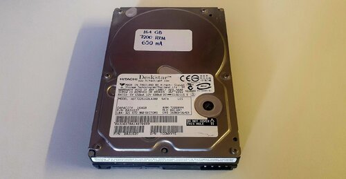 Περισσότερες πληροφορίες για "Hitachi Deskstar HDT722516DLA680 SATA"