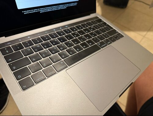 Περισσότερες πληροφορίες για "MacBook Pro 13,3 Inch 2018 Touchbar -  i5 8th gen / 8gb ram / 256gb ssd - Space Gray"