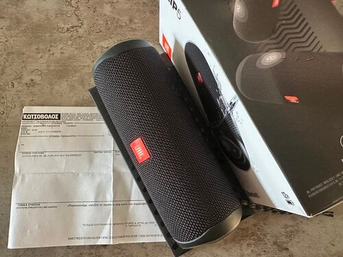 Περισσότερες πληροφορίες για "|Like New| Hχείο JBL Flip 5 μαύρο"