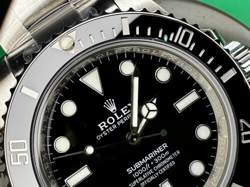 Περισσότερες πληροφορίες για "Rolex Submariner ref.114060 VSF"