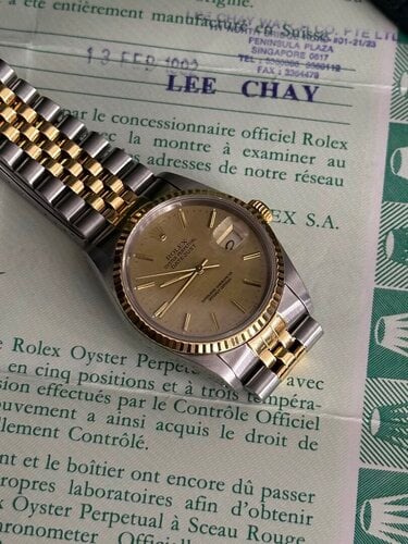 Περισσότερες πληροφορίες για "Rolex Datejust 16233, 1992 Full Set"