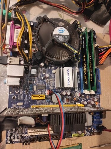 Περισσότερες πληροφορίες για "( 2 σετάκια 775 DDR3+SSD ) &  775-DDR2 &  775-DDR3  &  1150  - ASUS DSL-N55U"