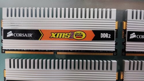 Περισσότερες πληροφορίες για "Corsair XMS2 DDR2"